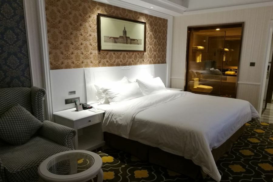 Ramada Encore Wyndham Nanning City Center Qingxiu Exterior photo